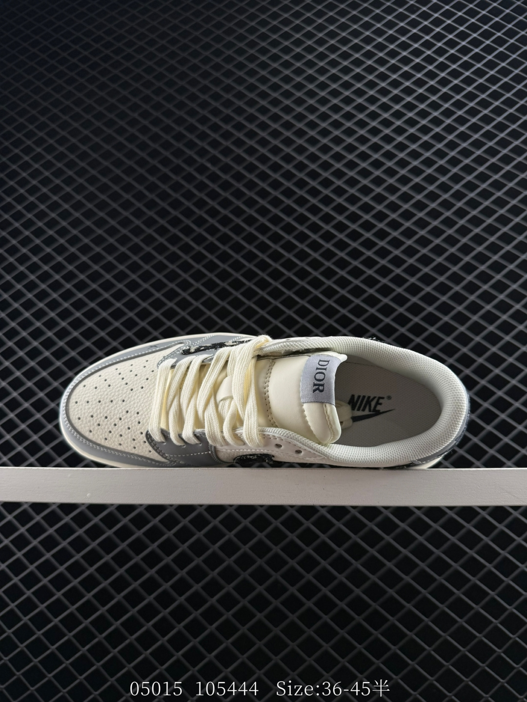 Travis Scott x Air Jordan 1 ” Reverse Mocha “